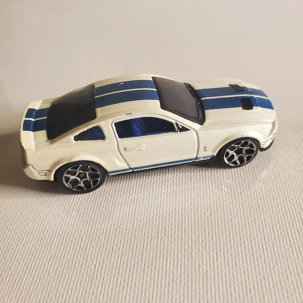 2007- SHELBY GT 500 Hot Wheel